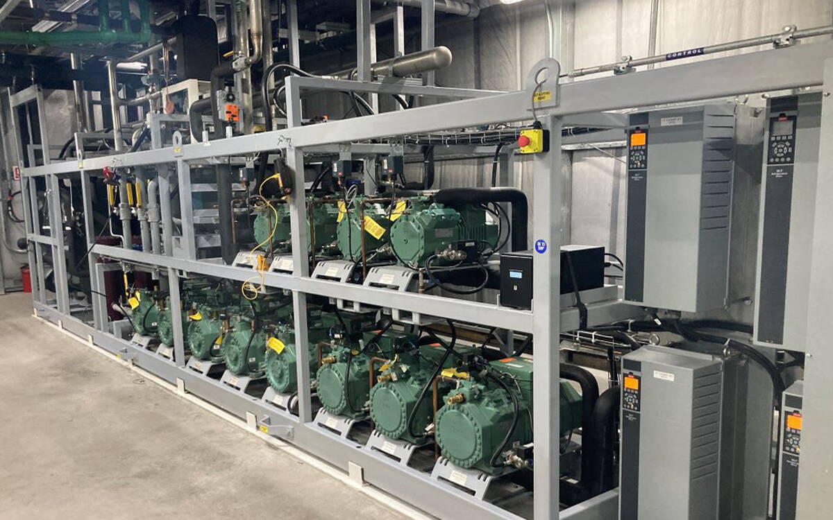 co2_refrigeration_system_b.jpg Transcritical CO2-refrigeration system B with heat recovery for tap water