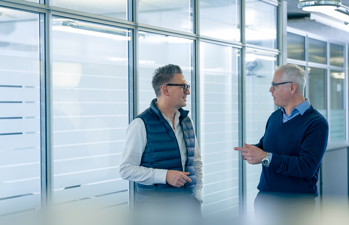 b0043480_1.png b0043480_1.png